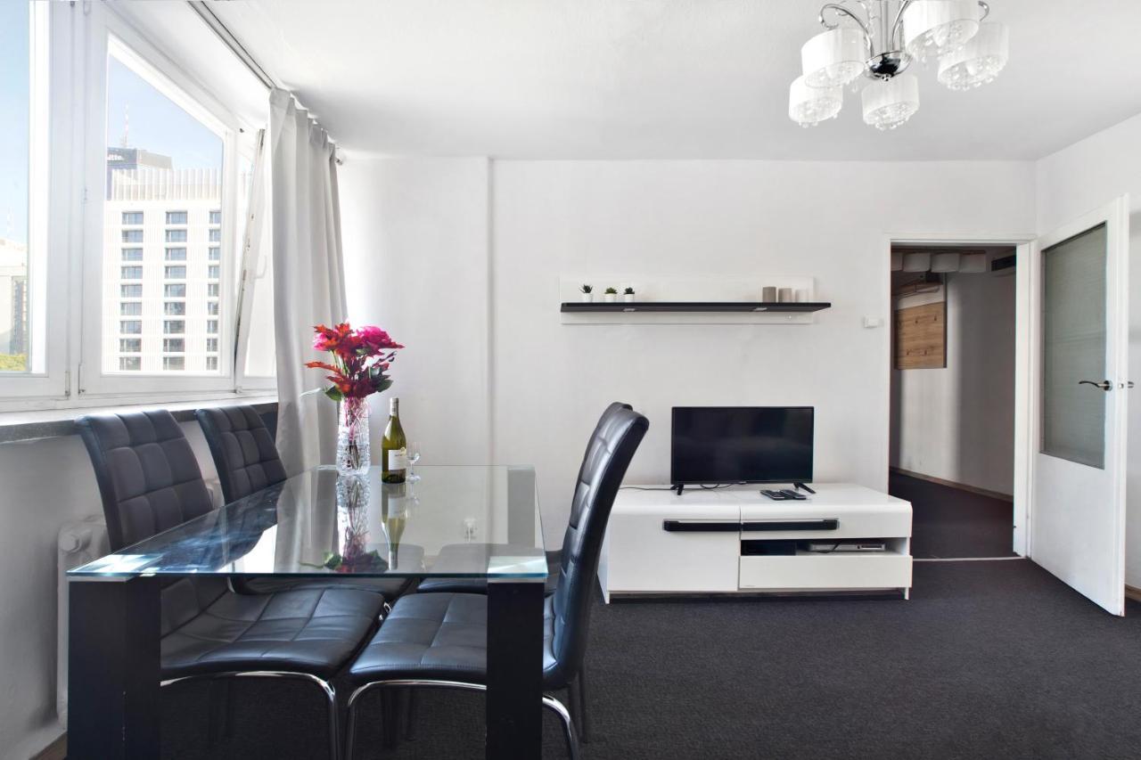 P&O Apartments Emilii Plater 华沙 外观 照片